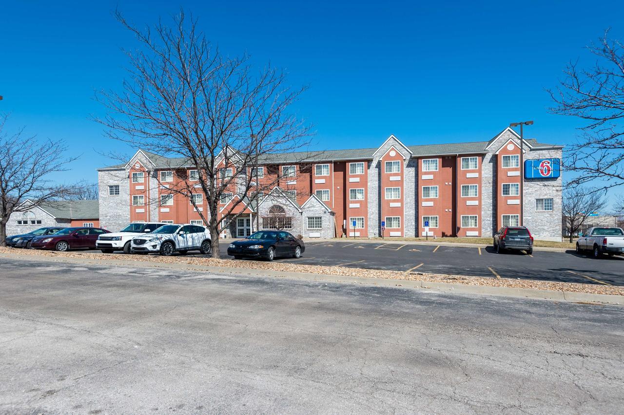 Motel 6-Olathe, Ks Exterior photo